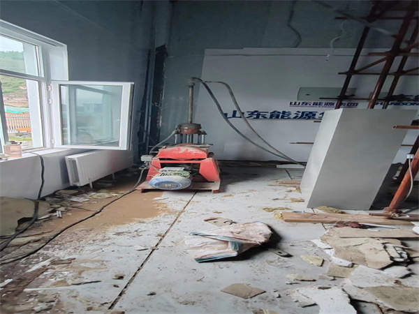 城厢地基基础下沉墙体裂缝加固注浆顶升施工